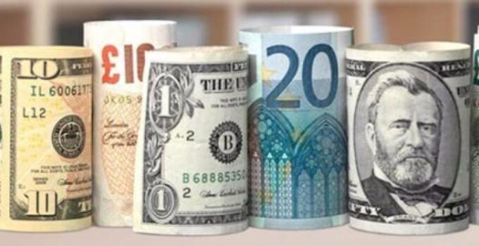 Cajas y bancos en moneda extranjera